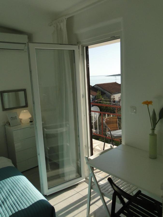 Lucija Apartment พรีมอชเตน ภายนอก รูปภาพ